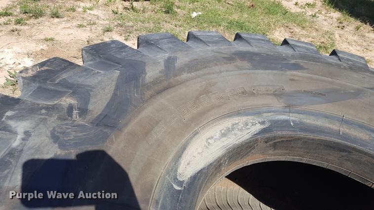 image for item EN9553 (4) tires