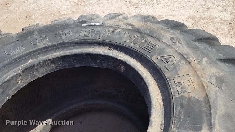 image for item EN9553 (4) tires