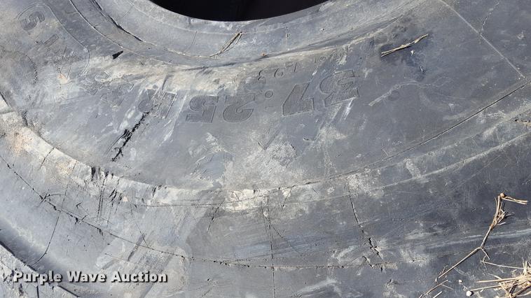 image for item EN9553 (4) tires