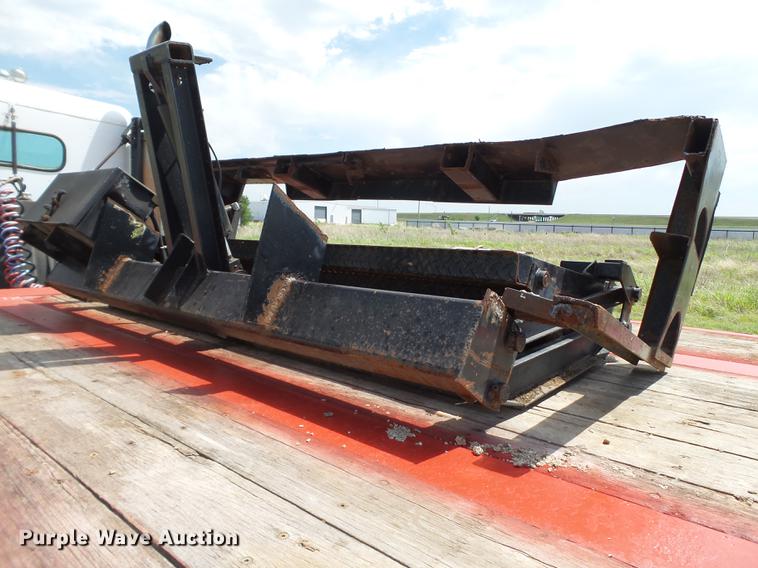 image for item EN9564 (3) end gate lift gates