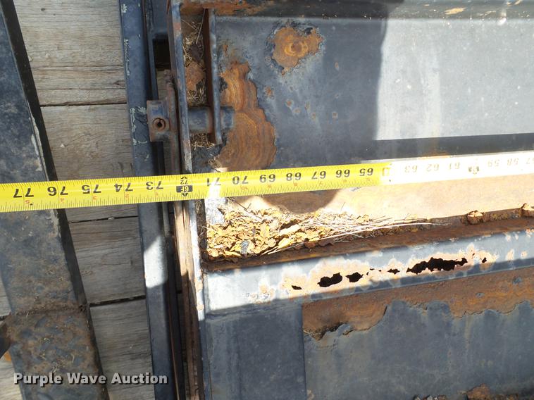 image for item EN9564 (3) end gate lift gates