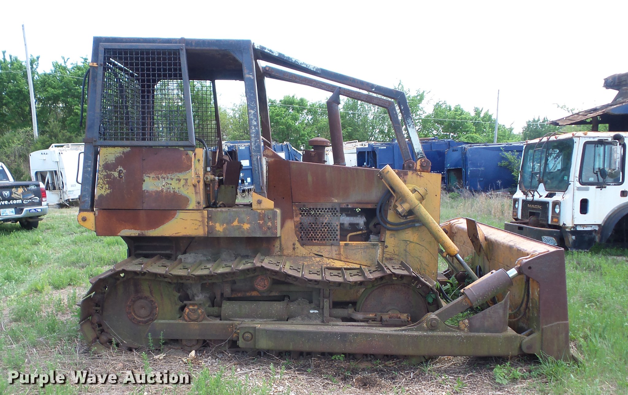 1978-case-1450-dozer-in-carthage-mo-item-bi9562-sold-purple-wave