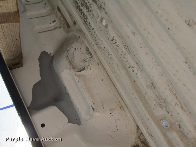 image for item BU9694 2003 Ford F250 pickup truck bed