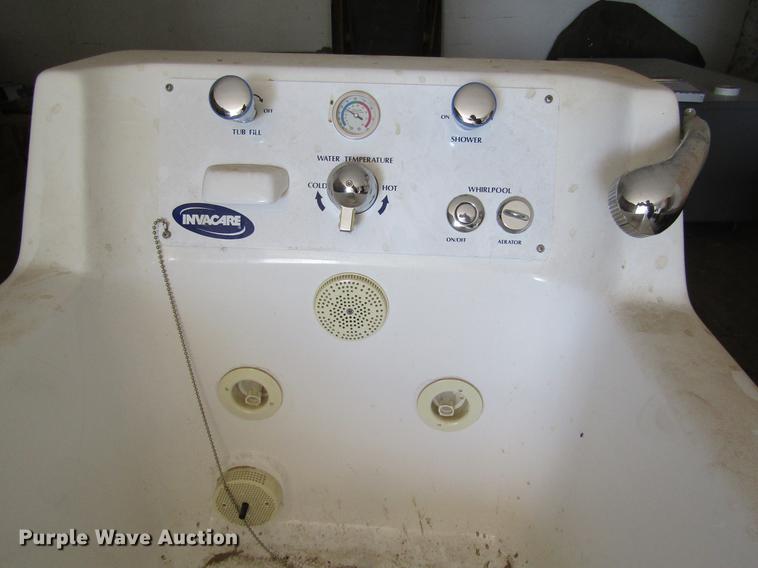 image for item BU9704 (4) bath tubs