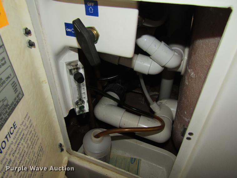 image for item BU9704 (4) bath tubs