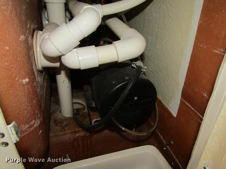 image for item BU9704 (4) bath tubs