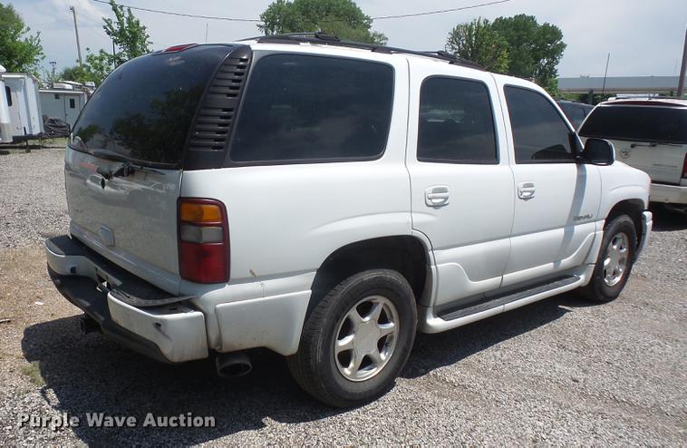 image for item DB6096 2001 GMC Yukon Denali SUV