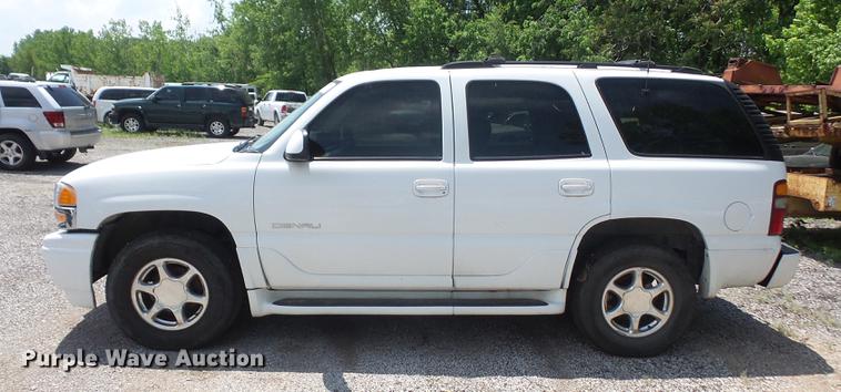 image for item DB6096 2001 GMC Yukon Denali SUV