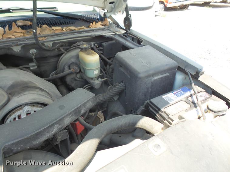 image for item DB6096 2001 GMC Yukon Denali SUV