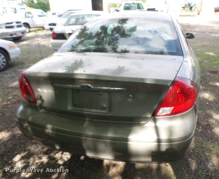 image for item DB6111 2003 Ford Taurus
