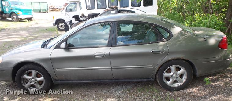 image for item DB6111 2003 Ford Taurus