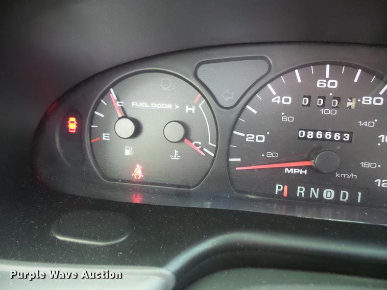 image for item DB6111 2003 Ford Taurus