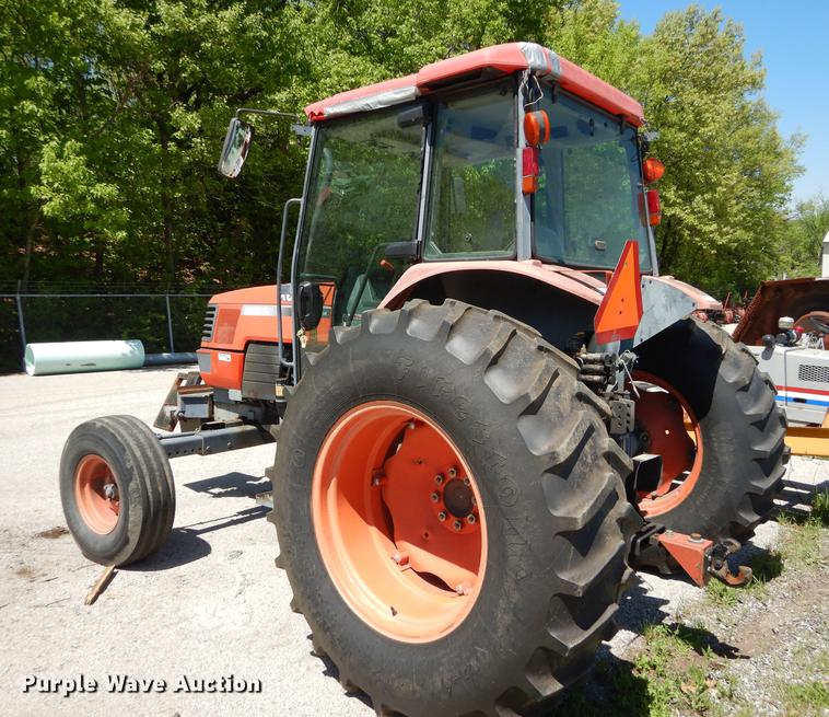 image for item DB6113 1999 Kubota M8200 Utility Special tractor