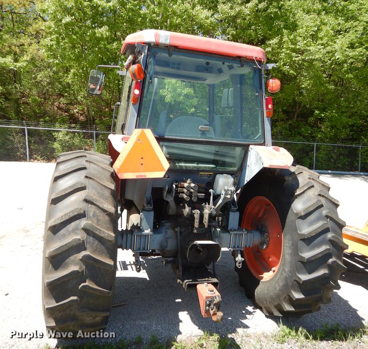 image for item DB6113 1999 Kubota M8200 Utility Special tractor
