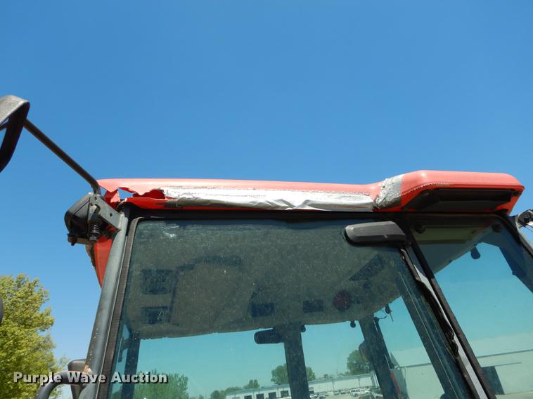 image for item DB6113 1999 Kubota M8200 Utility Special tractor