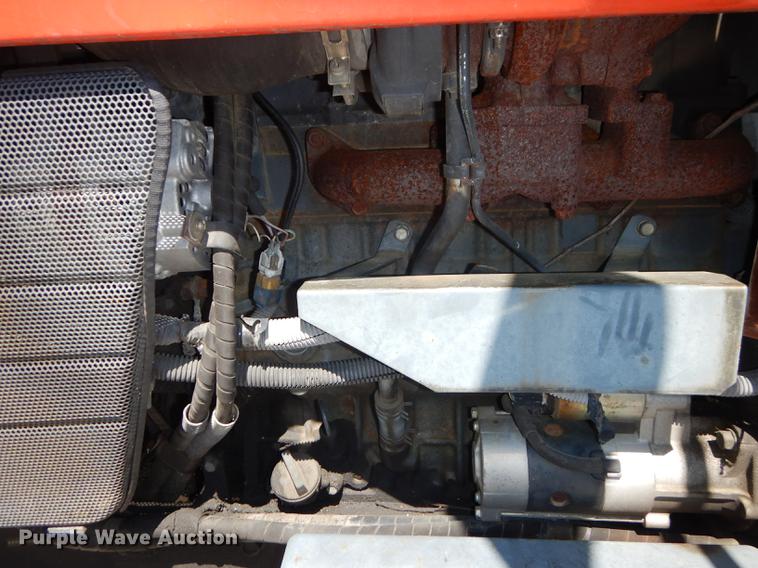 image for item DB6113 1999 Kubota M8200 Utility Special tractor