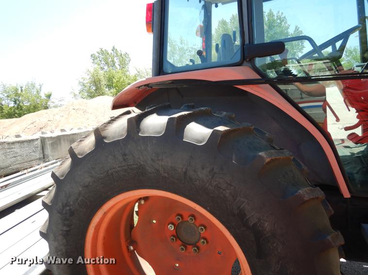 image for item DB6113 1999 Kubota M8200 Utility Special tractor