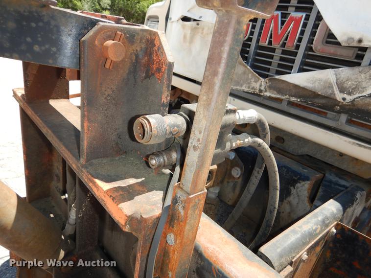 image for item DB6127 1997 GMC C8500 dump truck