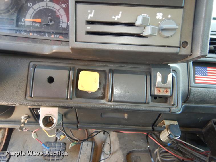 image for item DB6128 1997 GMC C8500 dump truck