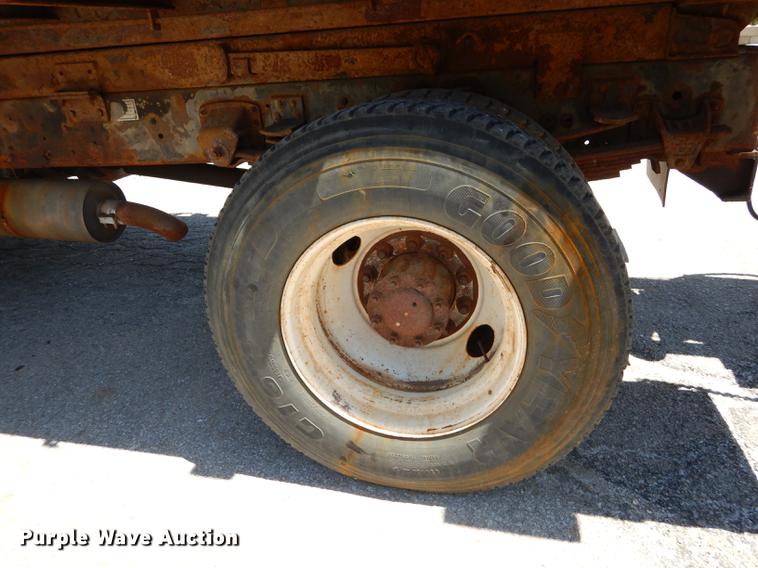 image for item DB6128 1997 GMC C8500 dump truck