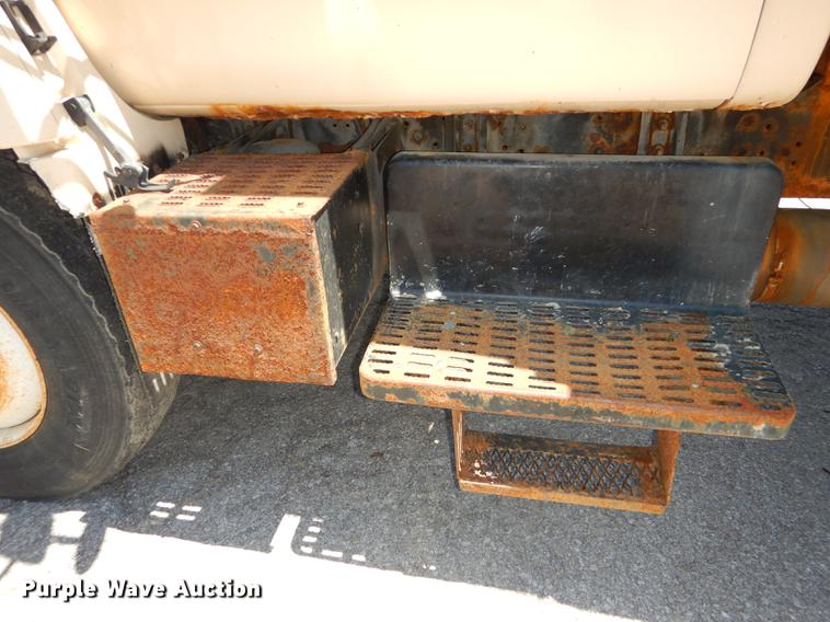 image for item DB6128 1997 GMC C8500 dump truck