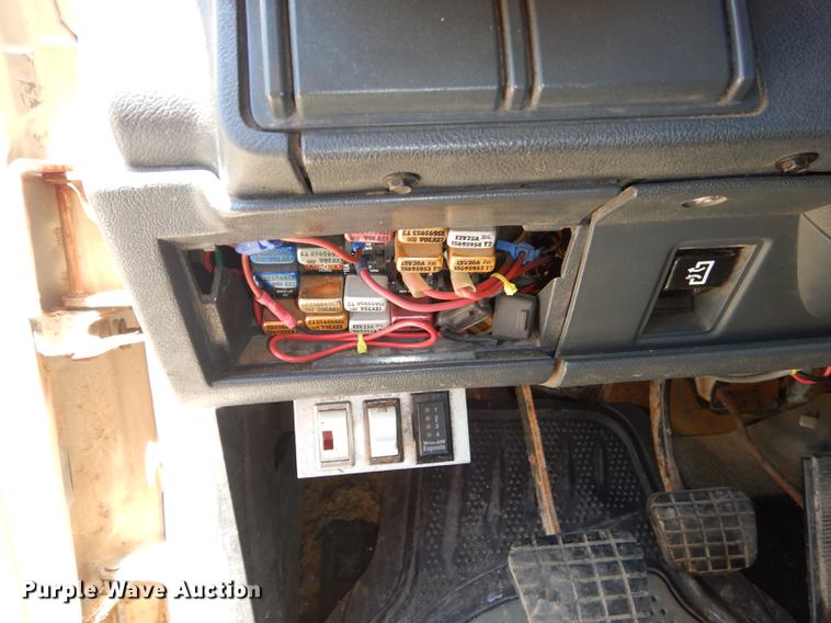 image for item DB6129 1997 GMC C8500 dump truck