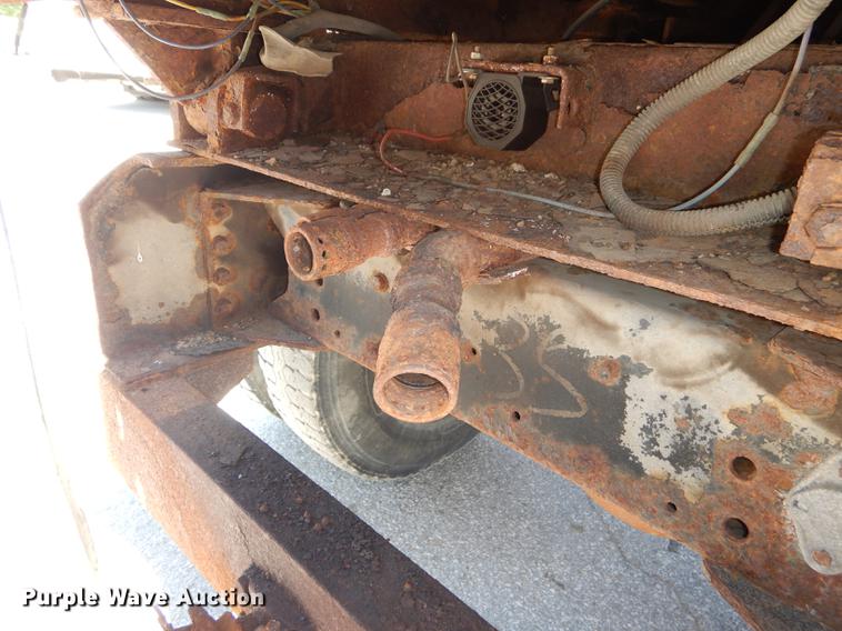 image for item DB6132 1997 GMC C8500 dump truck