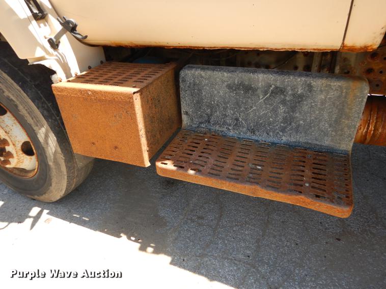 image for item DB6132 1997 GMC C8500 dump truck