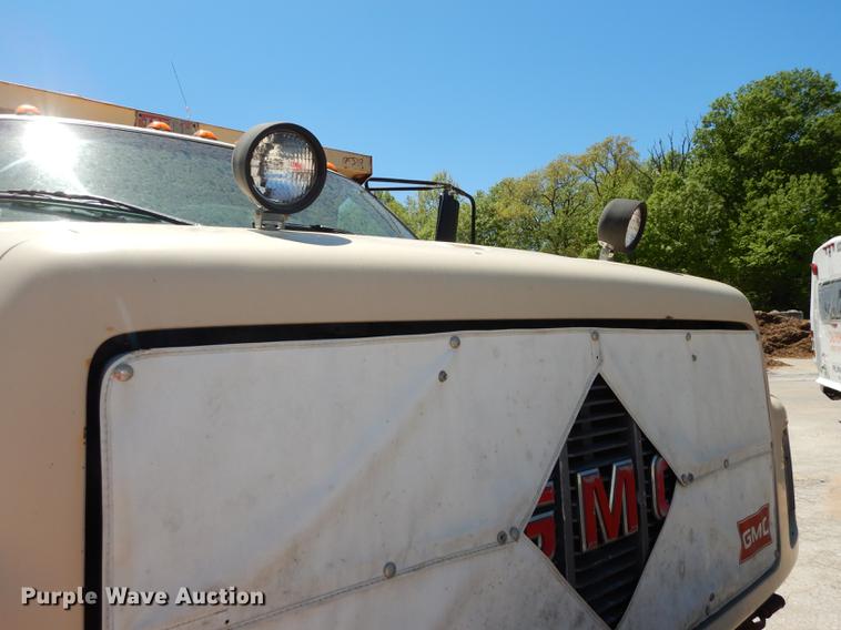 image for item DB6132 1997 GMC C8500 dump truck