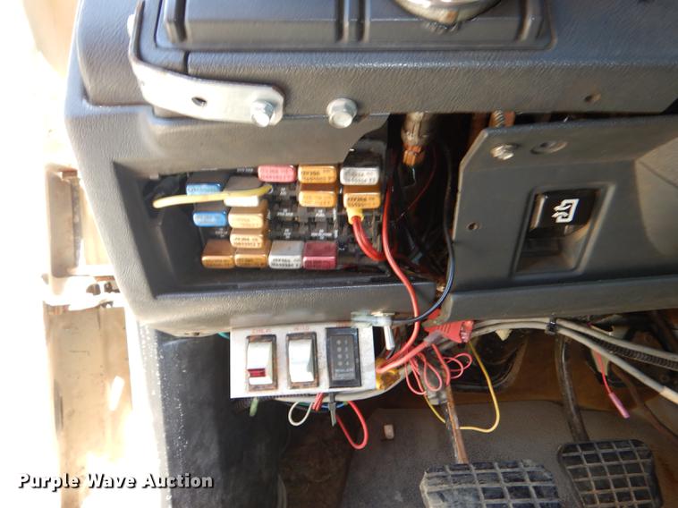 image for item DB6133 1997 GMC C8500 dump truck