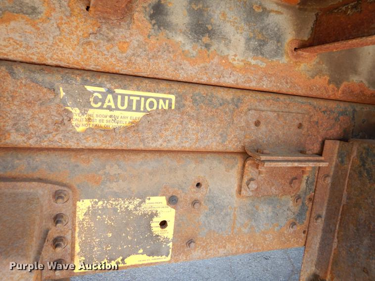 image for item DB6133 1997 GMC C8500 dump truck