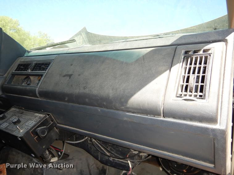 image for item DB6134 1997 GMC C8500 dump truck