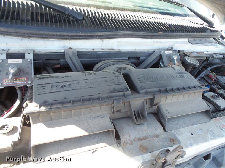 image for item DB6135 1995 Ford Econoline E350 ambulance