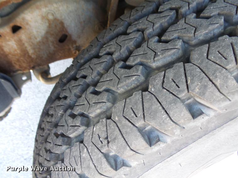 image for item DB6135 1995 Ford Econoline E350 ambulance