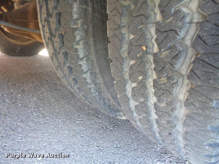 image for item DB6135 1995 Ford Econoline E350 ambulance