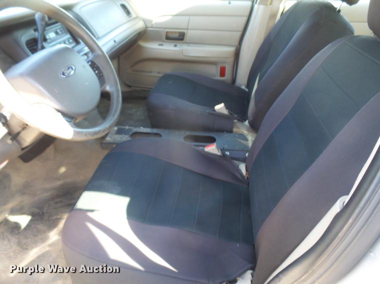 image for item DB6137 2006 Ford Crown Victoria Police Interceptor