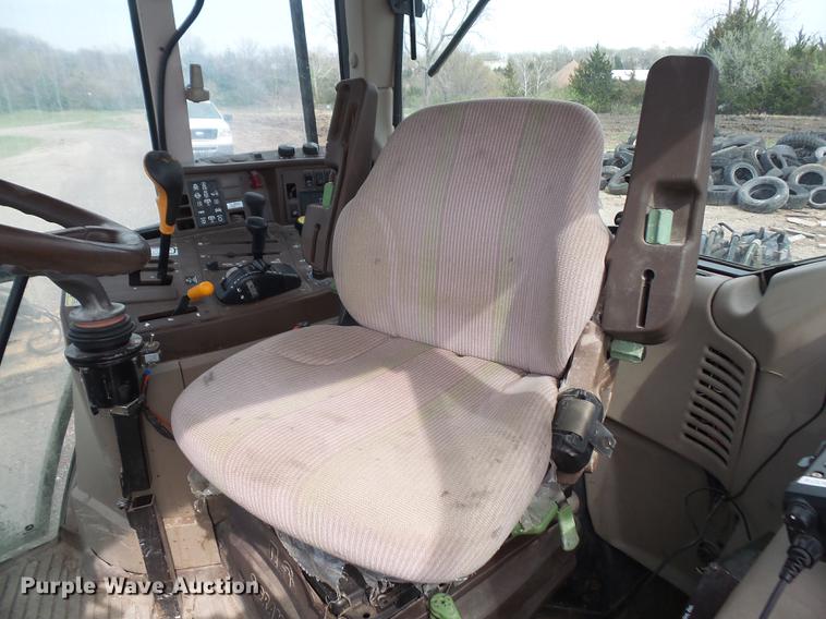 image for item DB6183 2002 John Deere 6420 tractor