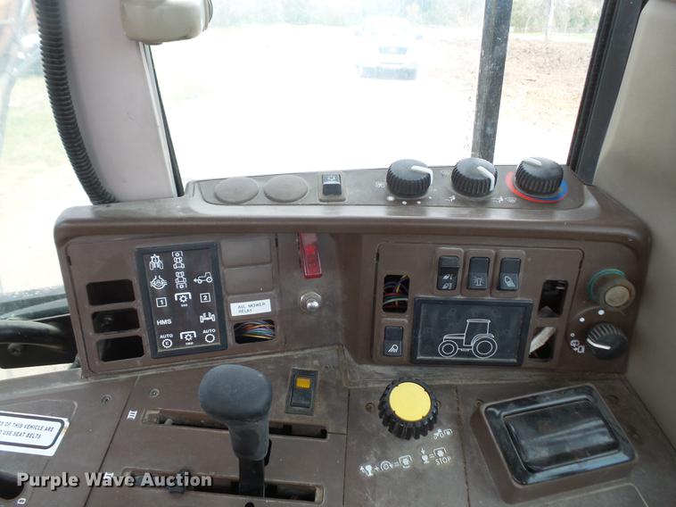 image for item DB6183 2002 John Deere 6420 tractor