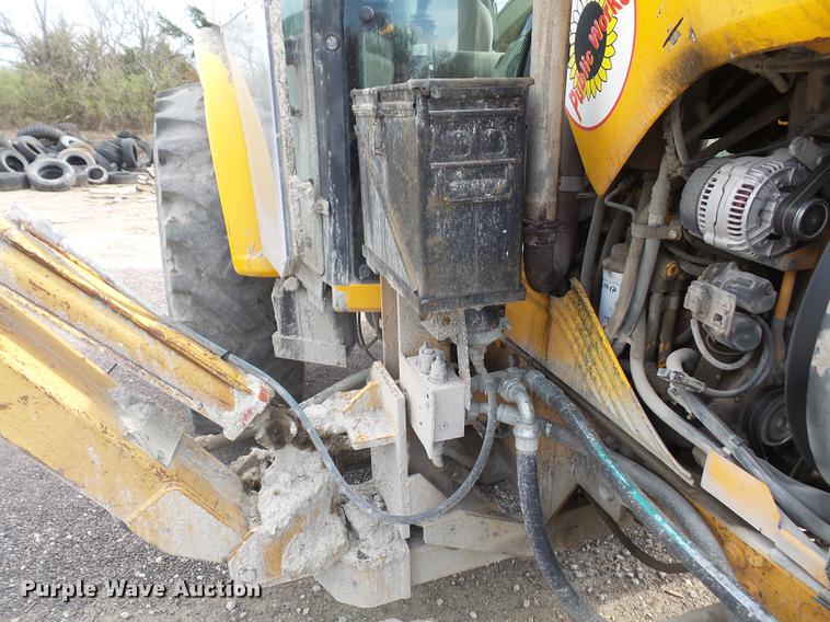 image for item DB6183 2002 John Deere 6420 tractor