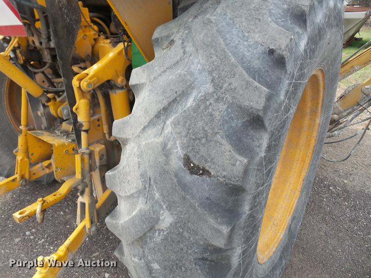 image for item DB6183 2002 John Deere 6420 tractor