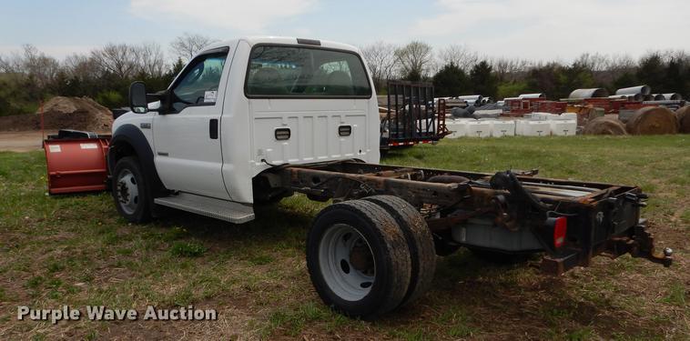 image for item DB6185 2006 Ford F550 truck cab and chassis