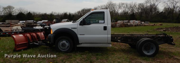 image for item DB6185 2006 Ford F550 truck cab and chassis