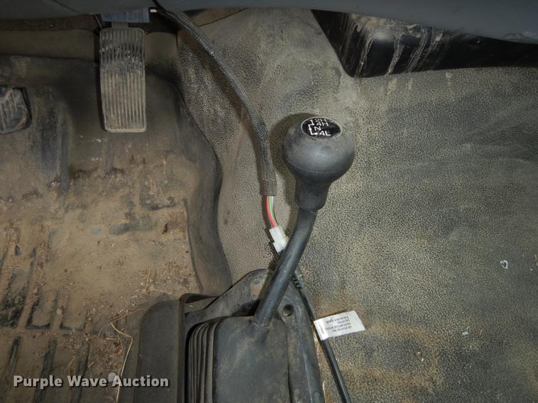 image for item DB6185 2006 Ford F550 truck cab and chassis