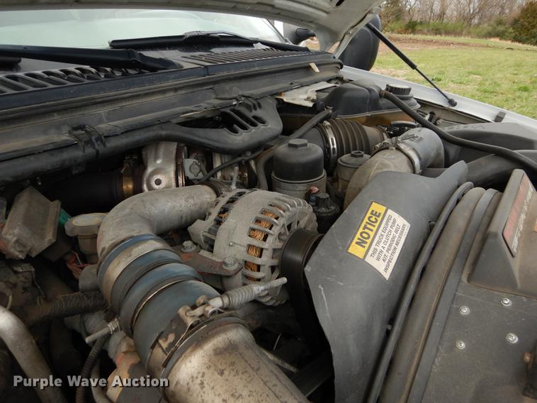 image for item DB6185 2006 Ford F550 truck cab and chassis