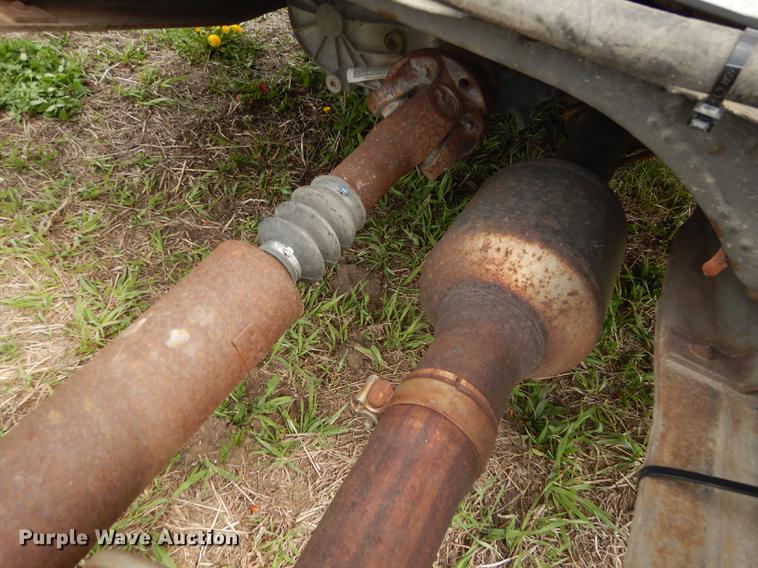 image for item DB6185 2006 Ford F550 truck cab and chassis