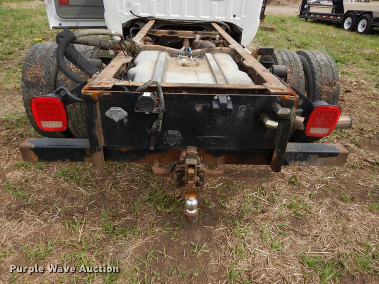 image for item DB6185 2006 Ford F550 truck cab and chassis