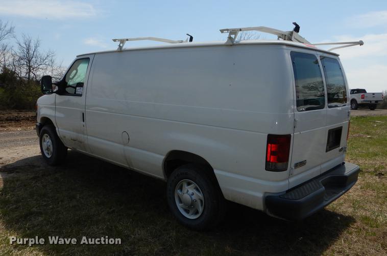 image for item DB6189 2008 Ford E350 Super Duty van