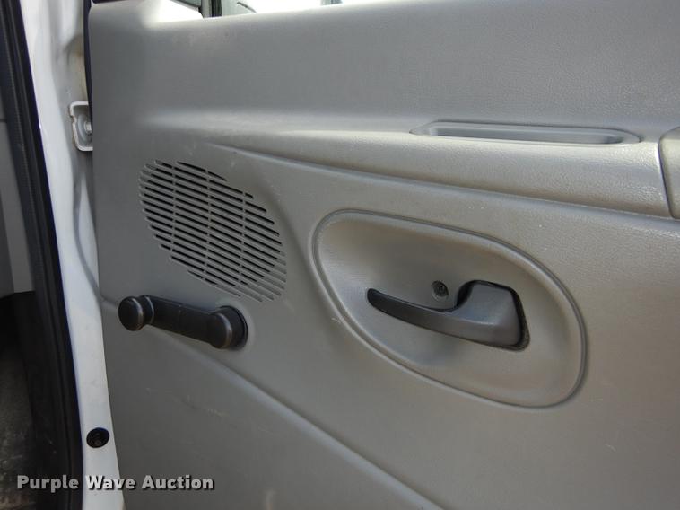 image for item DB6189 2008 Ford E350 Super Duty van