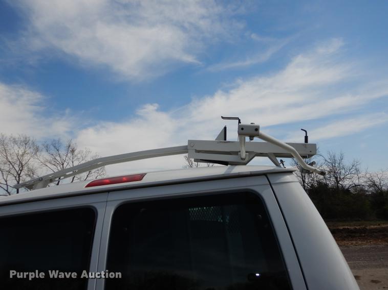 image for item DB6189 2008 Ford E350 Super Duty van