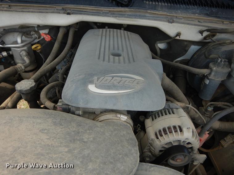 image for item DB6190 2004 Chevrolet Silverado 1500 pickup truck